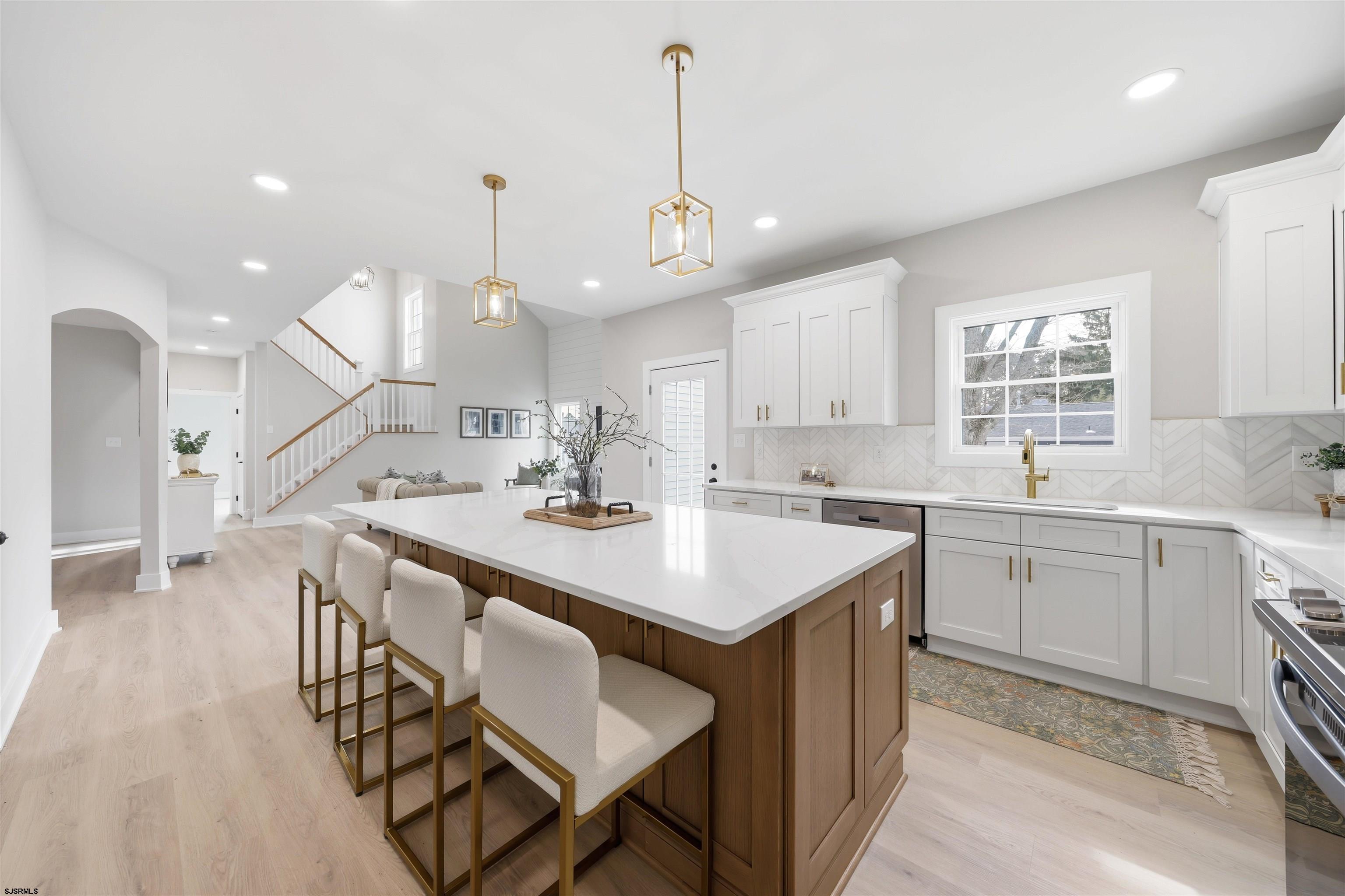 105 Hillside Ave