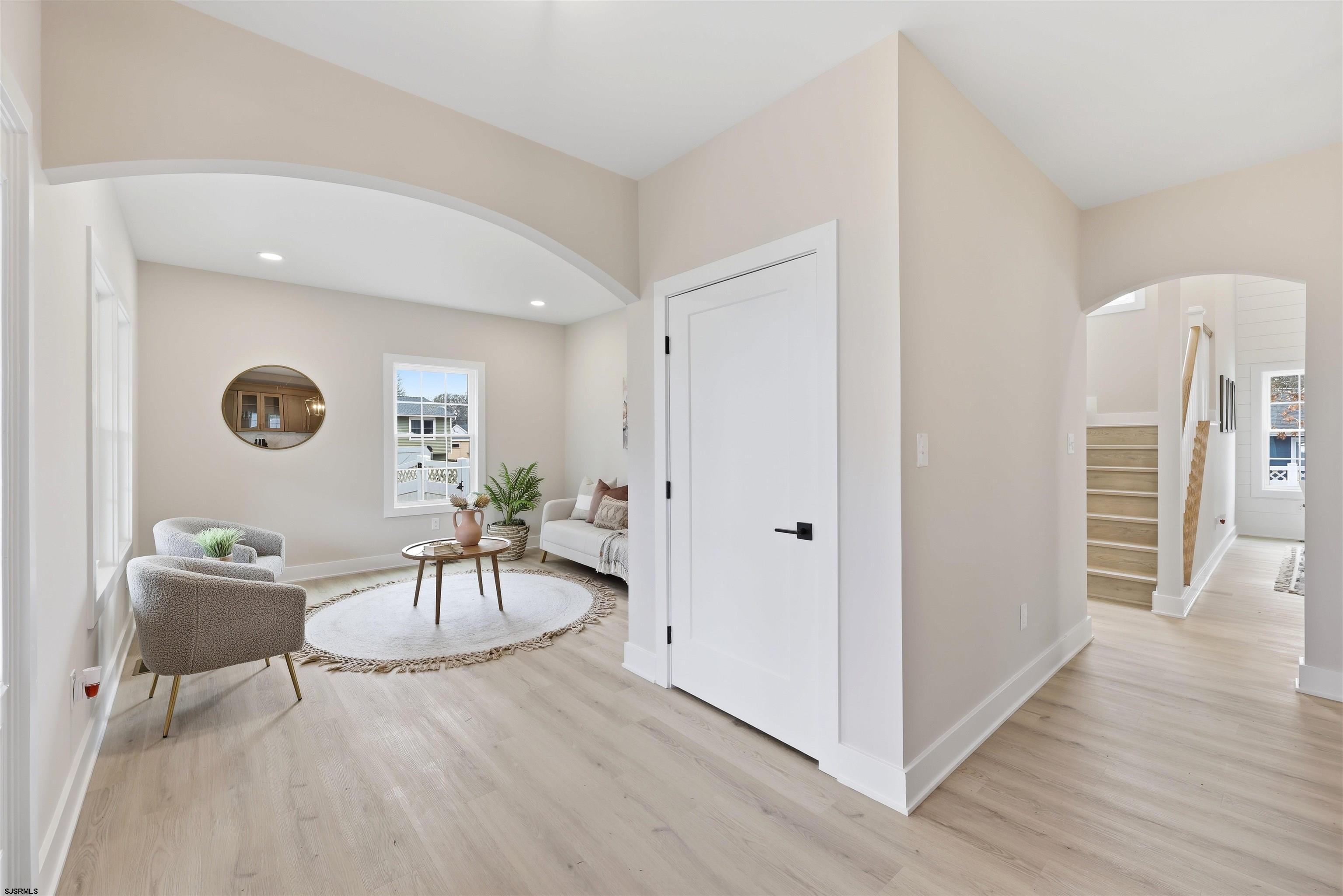 105 Hillside Ave