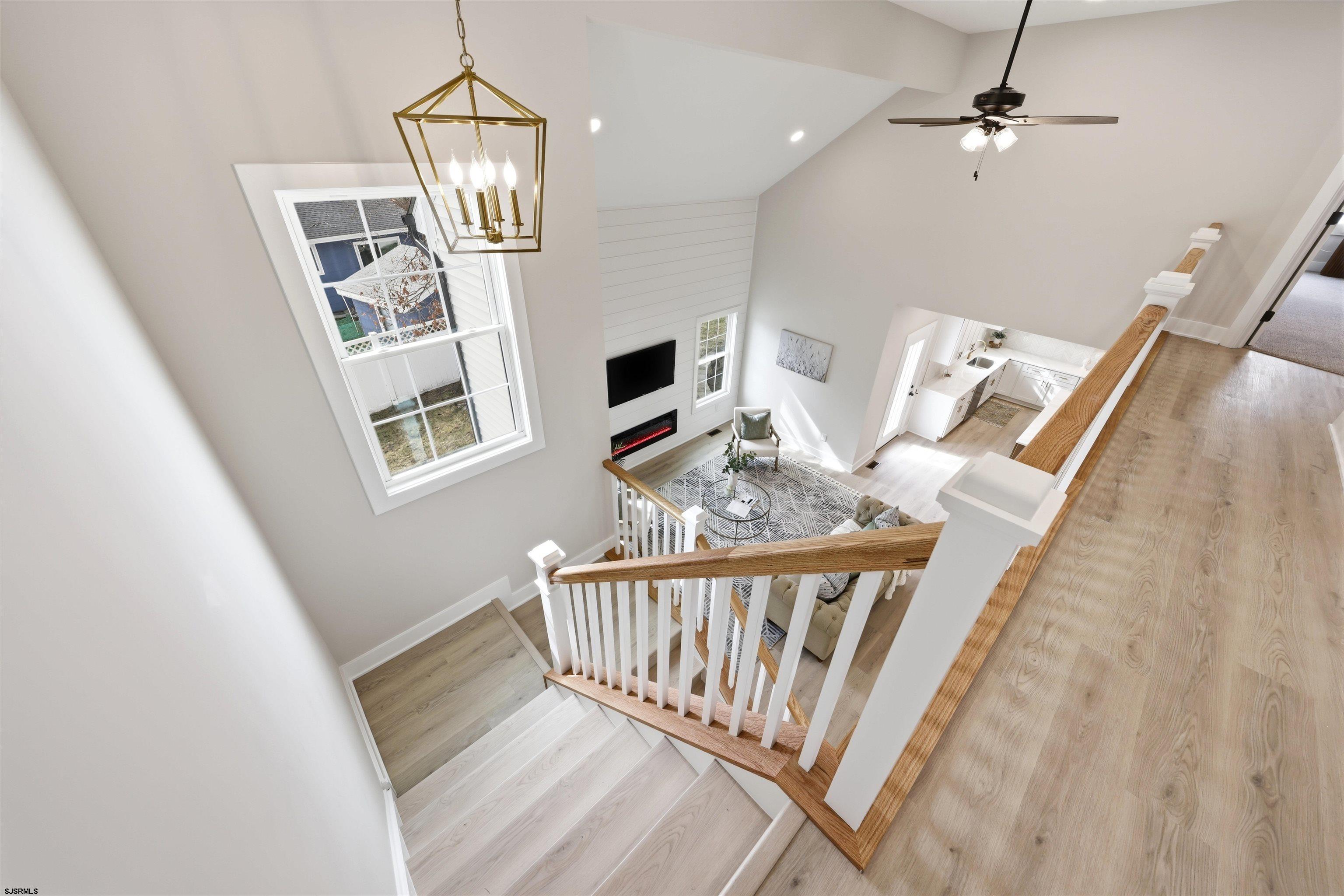 105 Hillside Ave