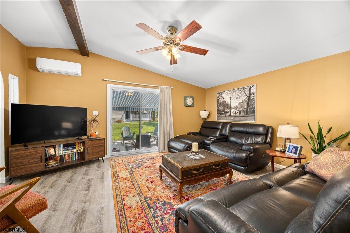18 Knollwood Dr