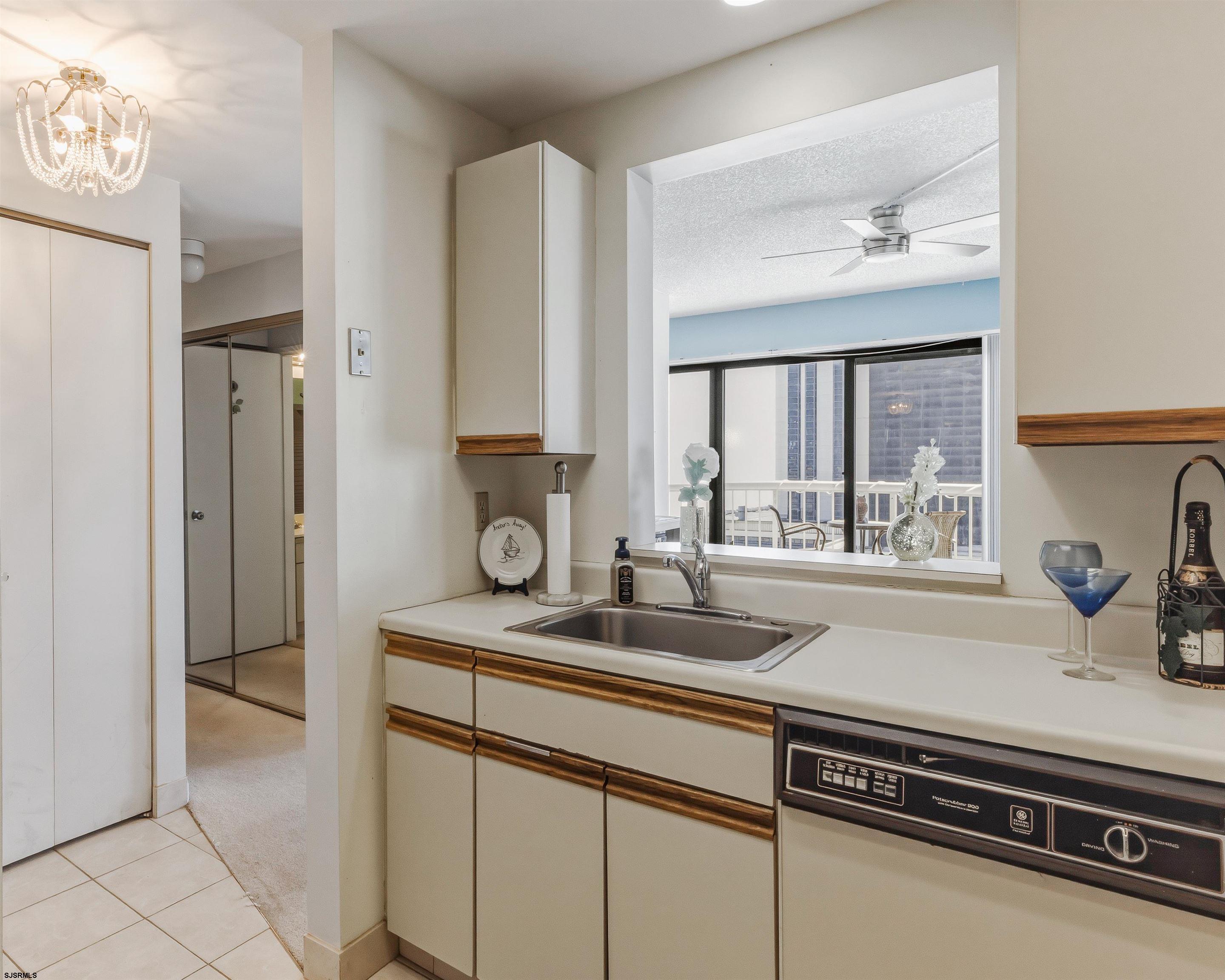 3101 Boardwalk Unit 1007-2 Unit: 1007