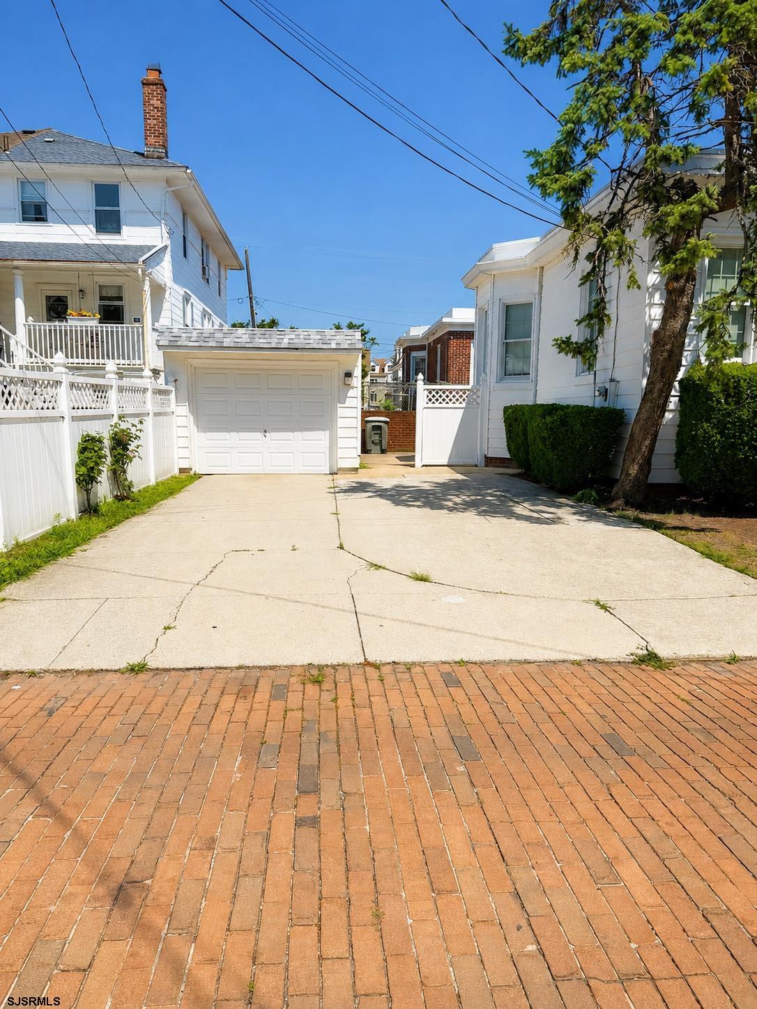 54 N Harrisburg Ave