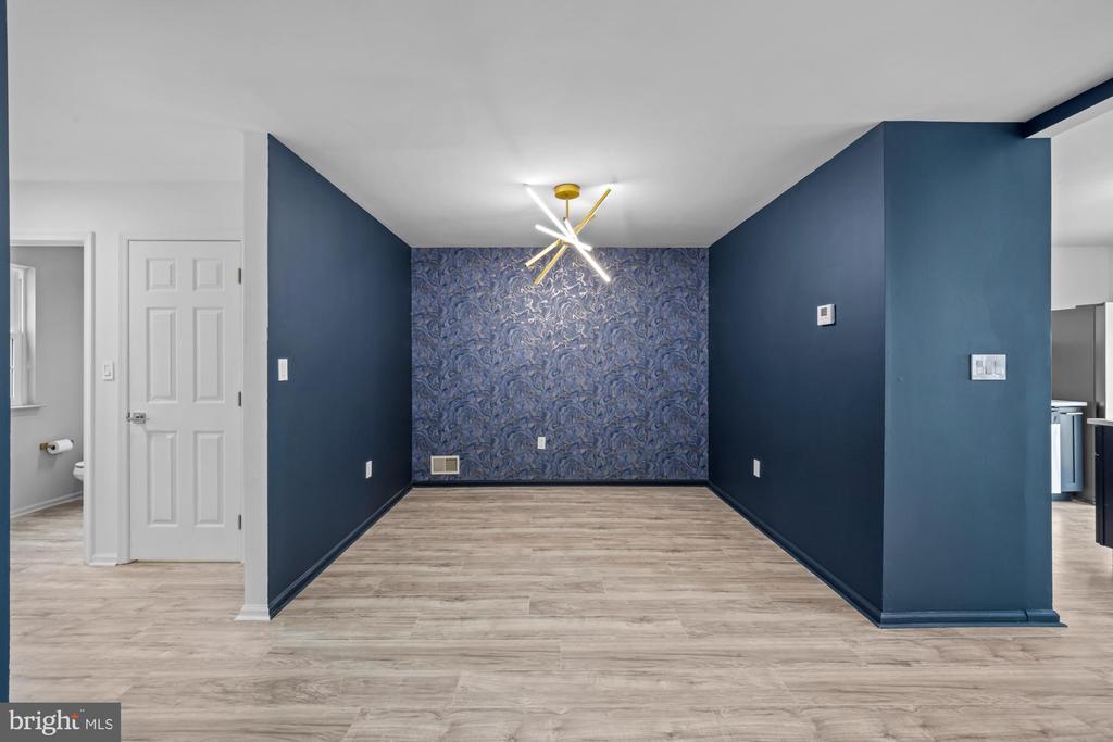 71 ANCHORAGE COURT Unit: 1005