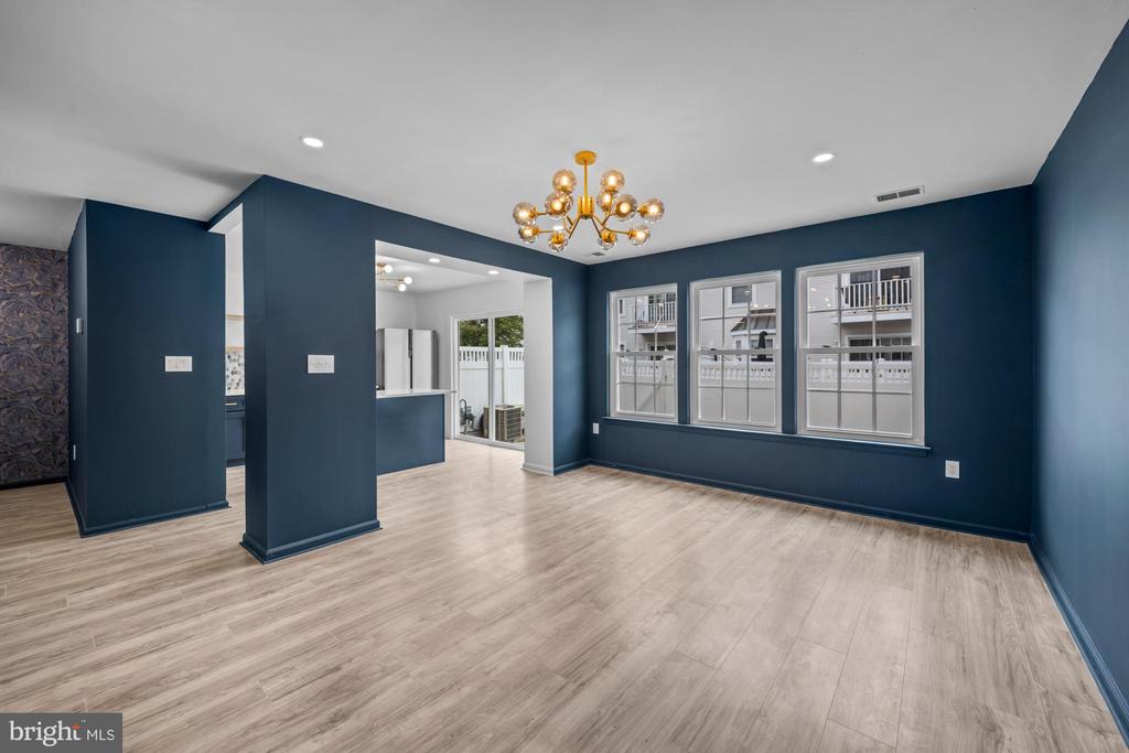 71 ANCHORAGE COURT Unit: 1005