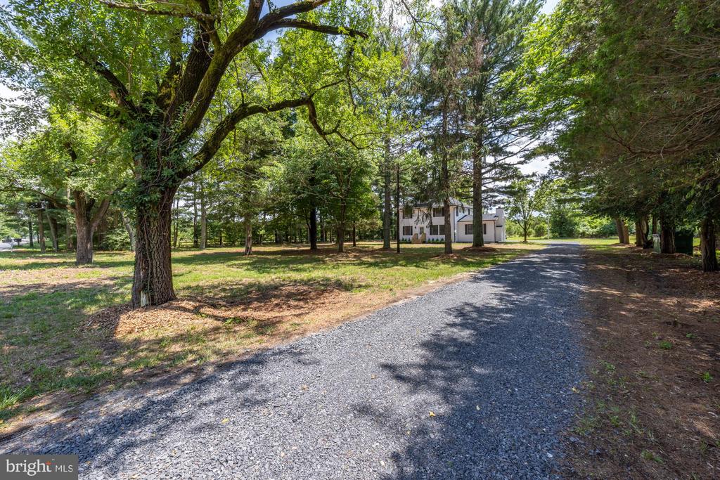 3323 NESCO ROAD