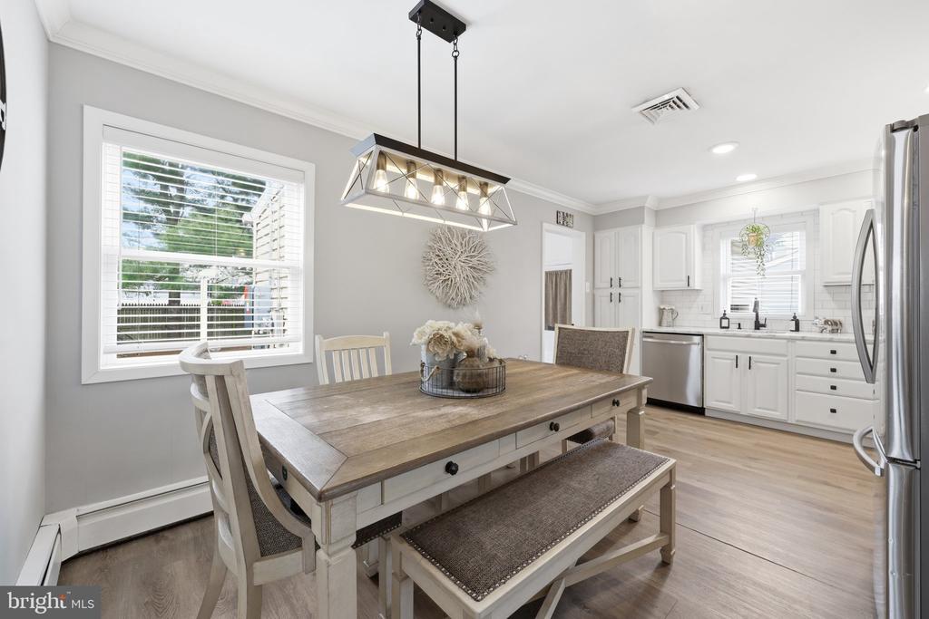 210 RIDGEWOOD DRIVE