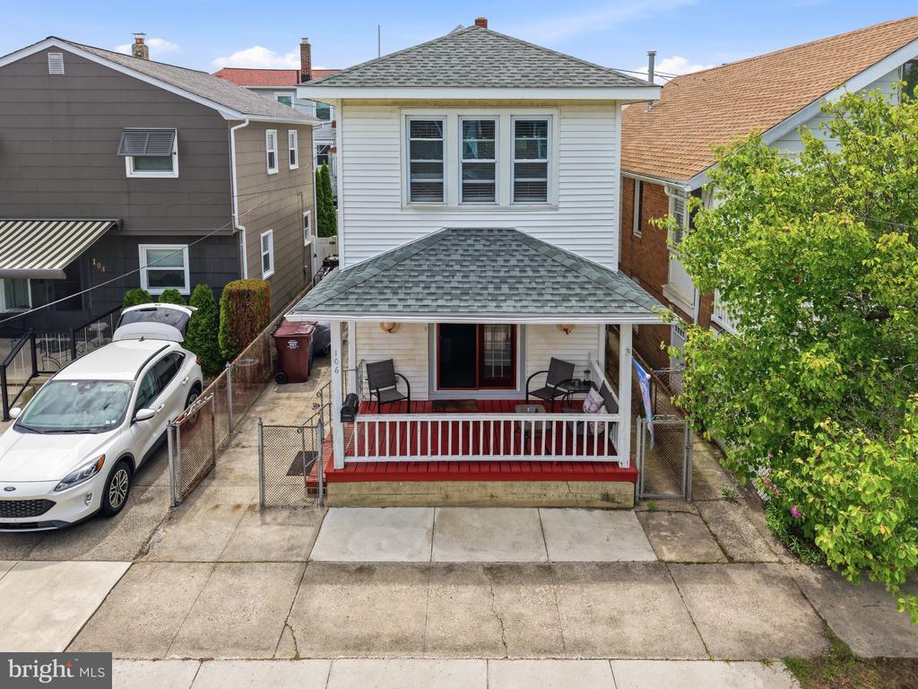 106 N HARVARD AVENUE