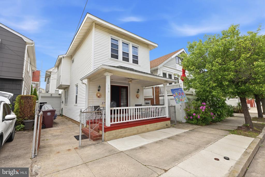 106 N HARVARD AVENUE
