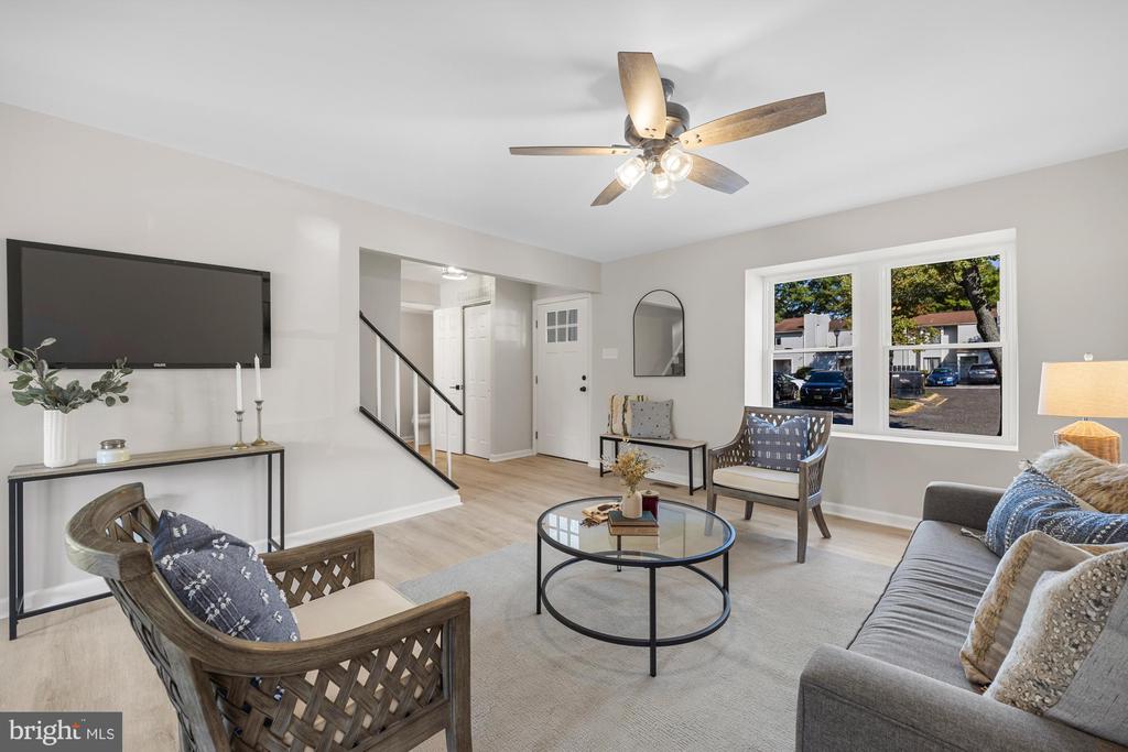 262 GRISSCOM COURT