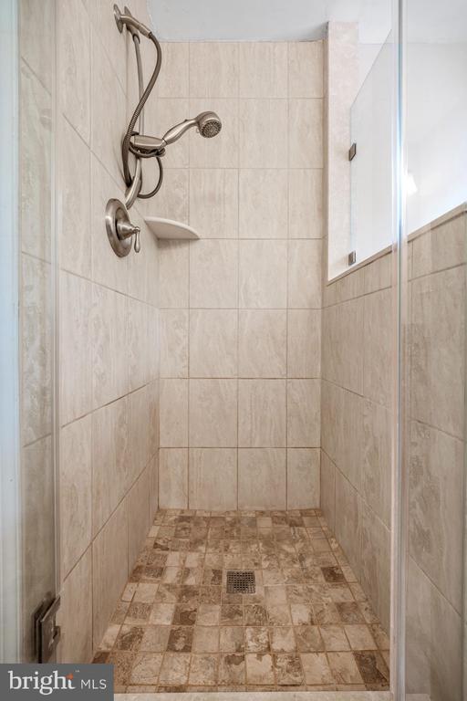 1 CARRIAGE WAY