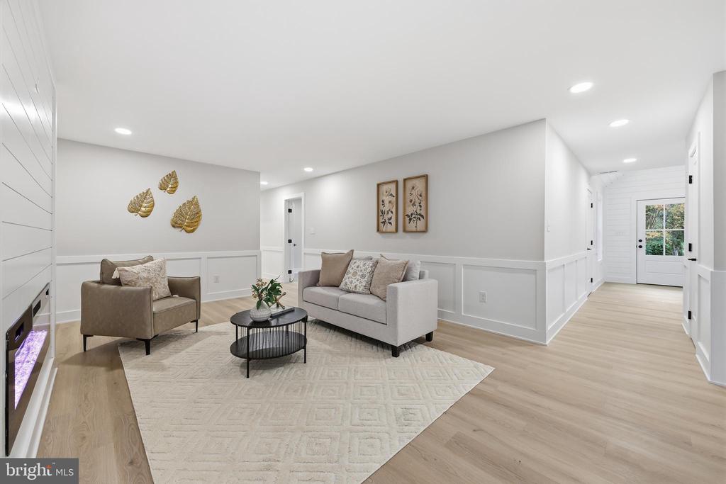 2716 BRANCH PIKE