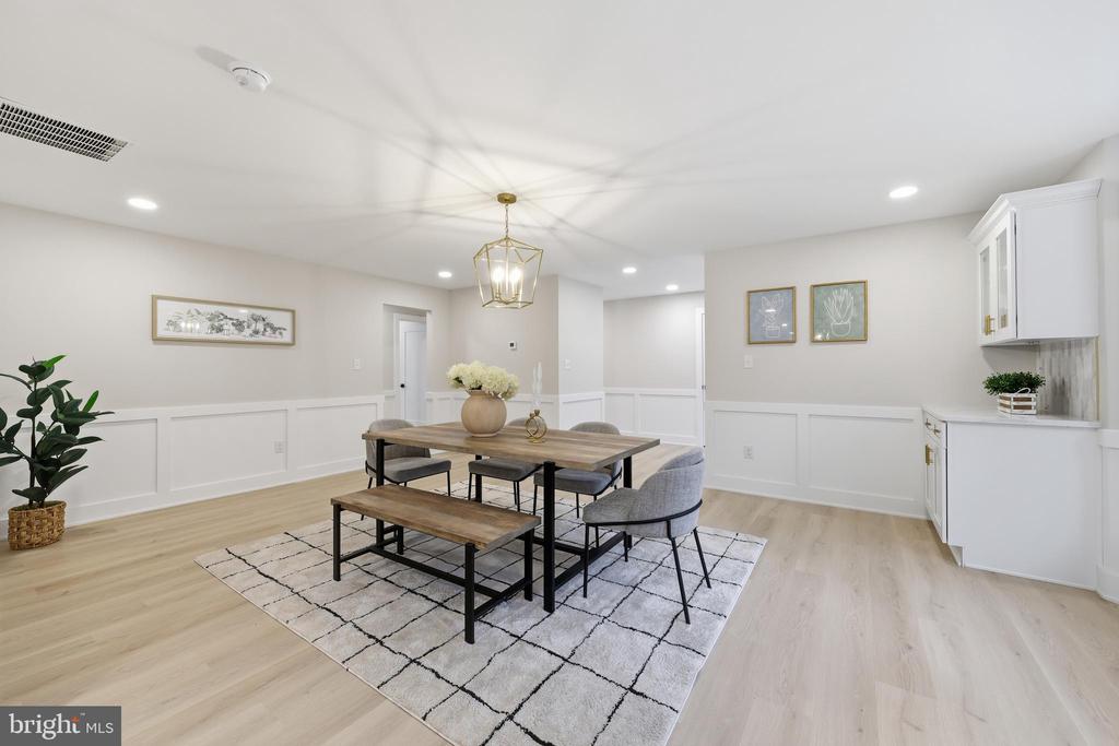 2716 BRANCH PIKE