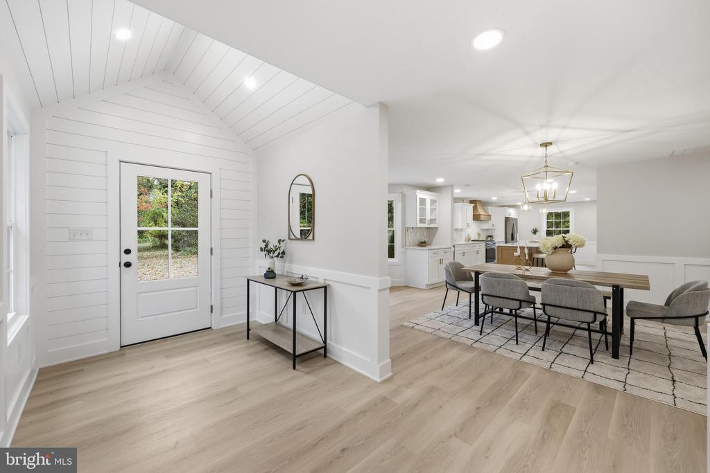 2716 BRANCH PIKE