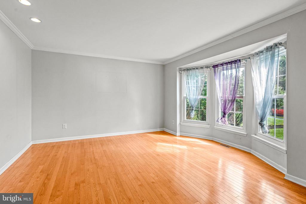 139 EUROPA BOULEVARD