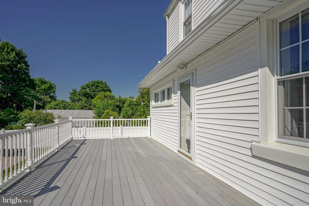 151 E CUMBERLAND AVENUE