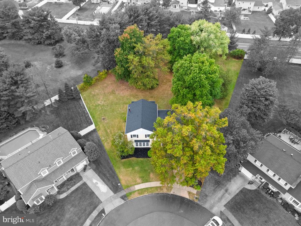 3 DRAKE TERRACE