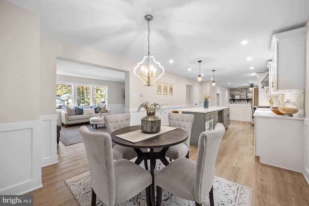 616 GLEN COURT