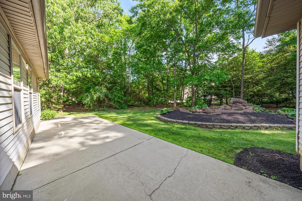 393 FAWN RUN DRIVE