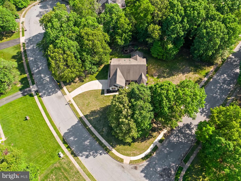 393 FAWN RUN DRIVE