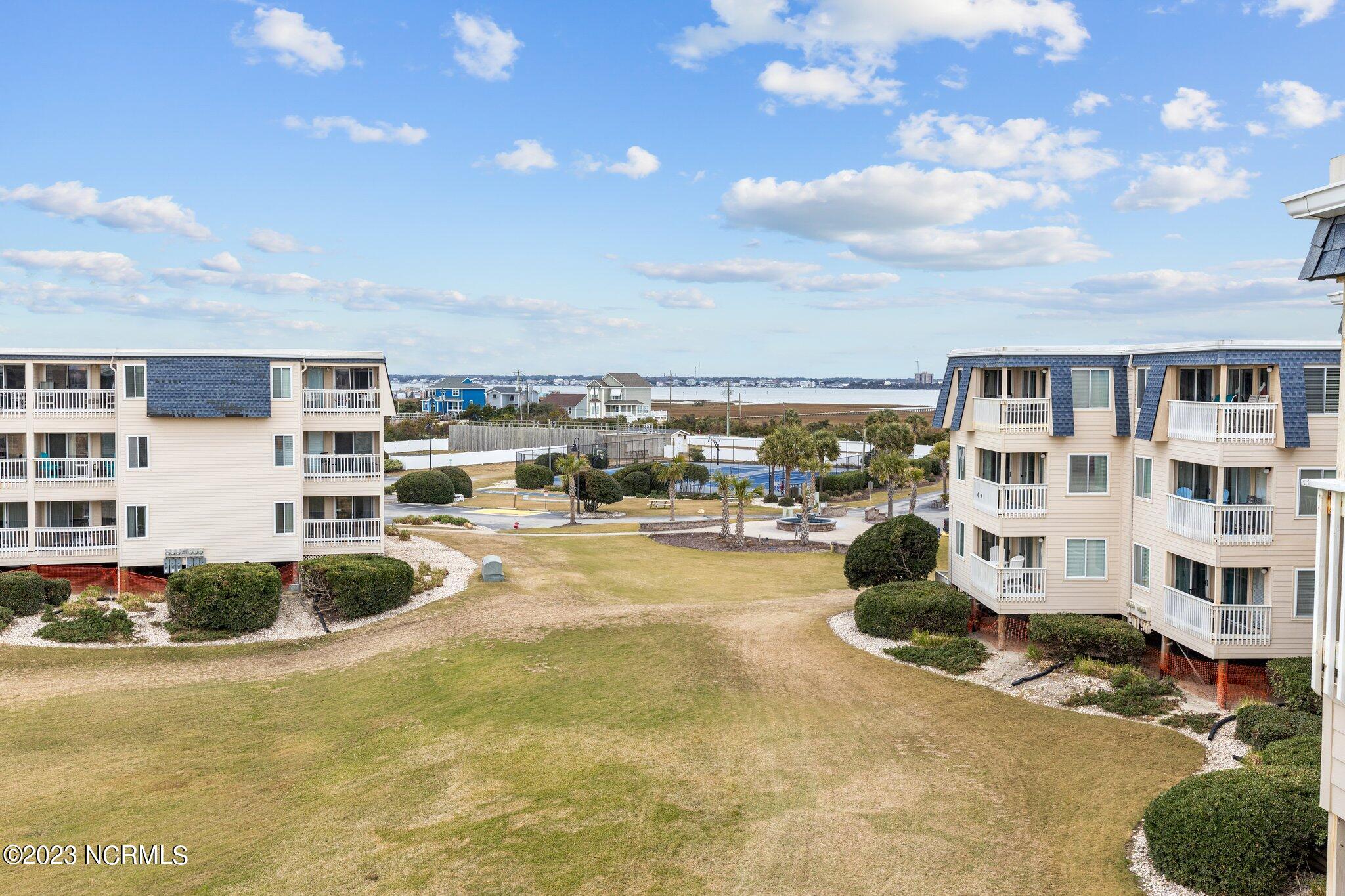 1904 E Fort Macon Road 386