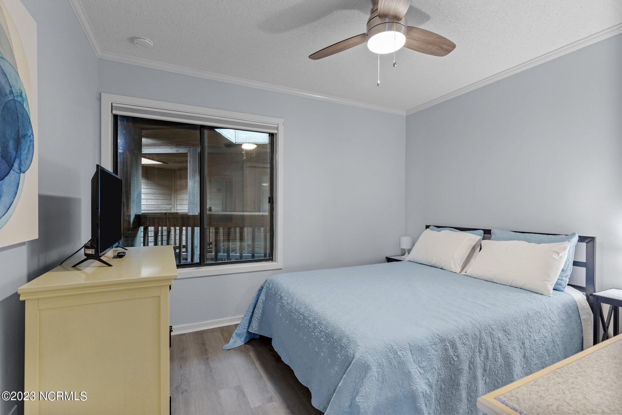 1904 E Fort Macon Road 386