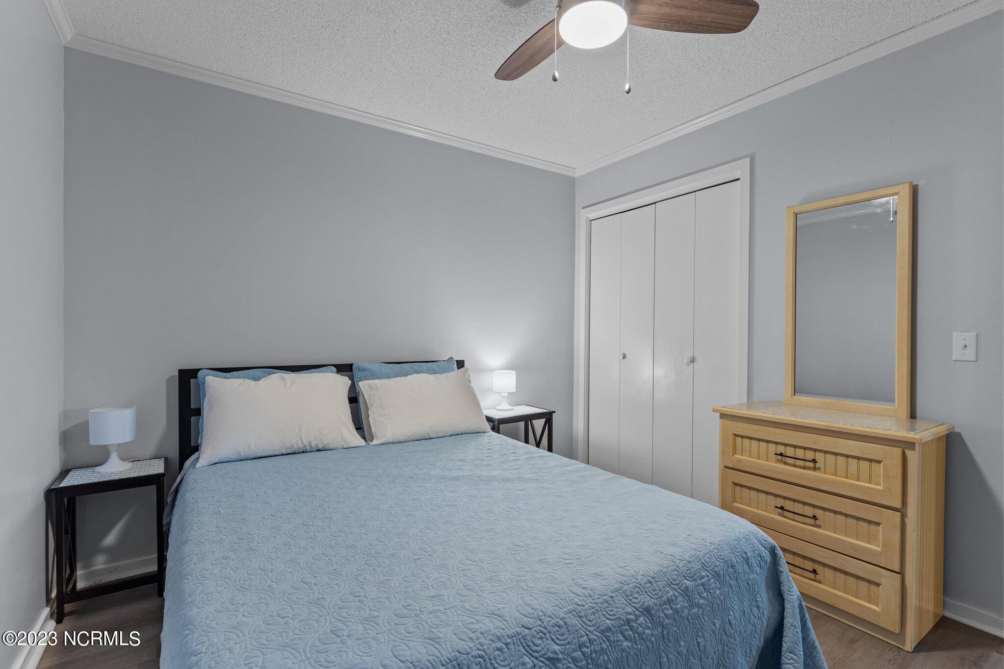 1904 E Fort Macon Road 386