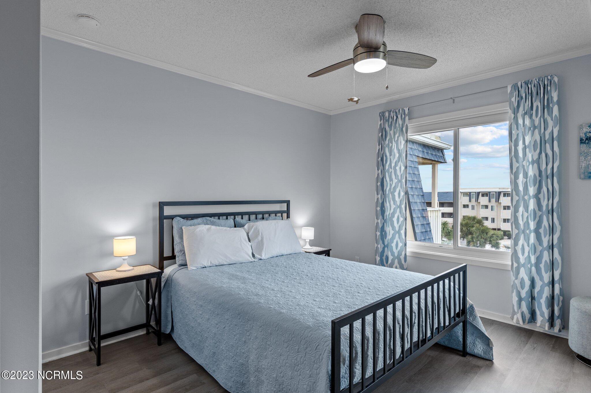 1904 E Fort Macon Road 386