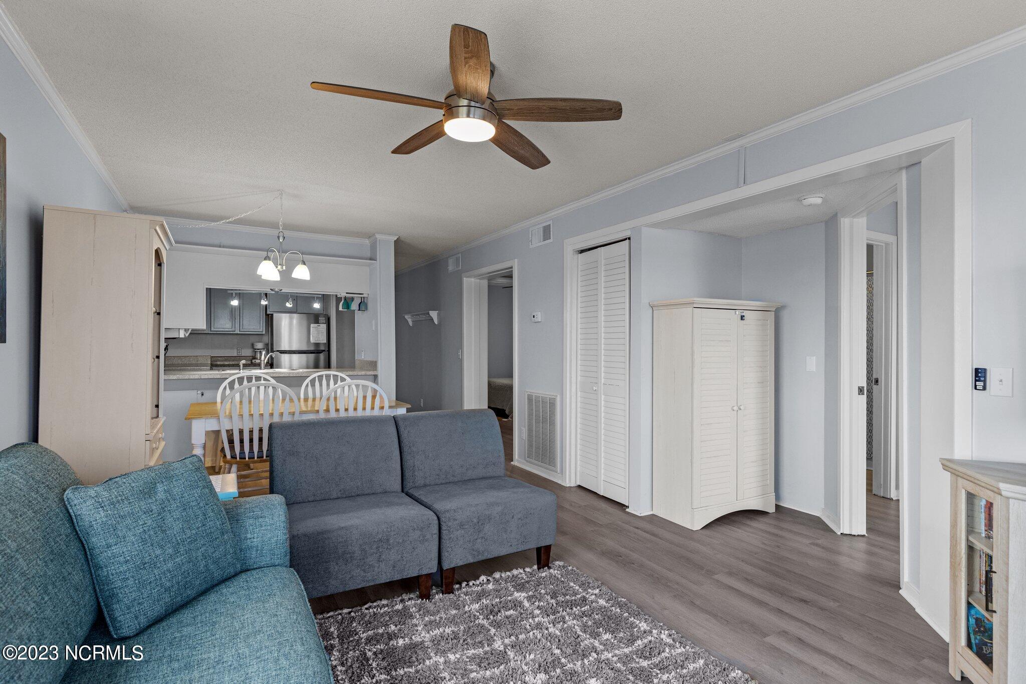 1904 E Fort Macon Road 386