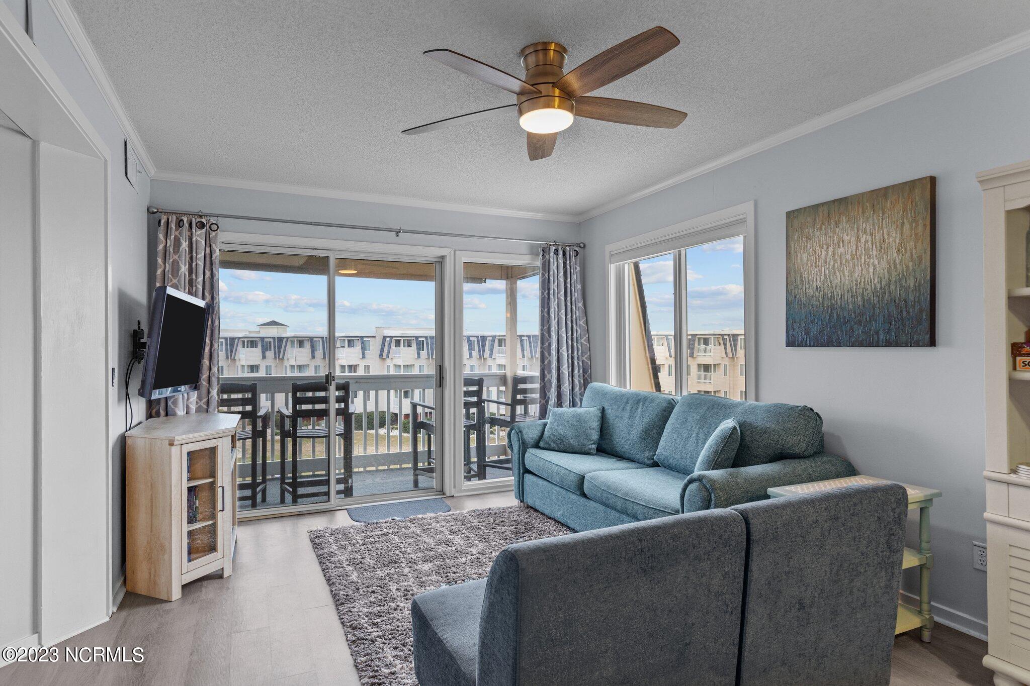 1904 E Fort Macon Road 386