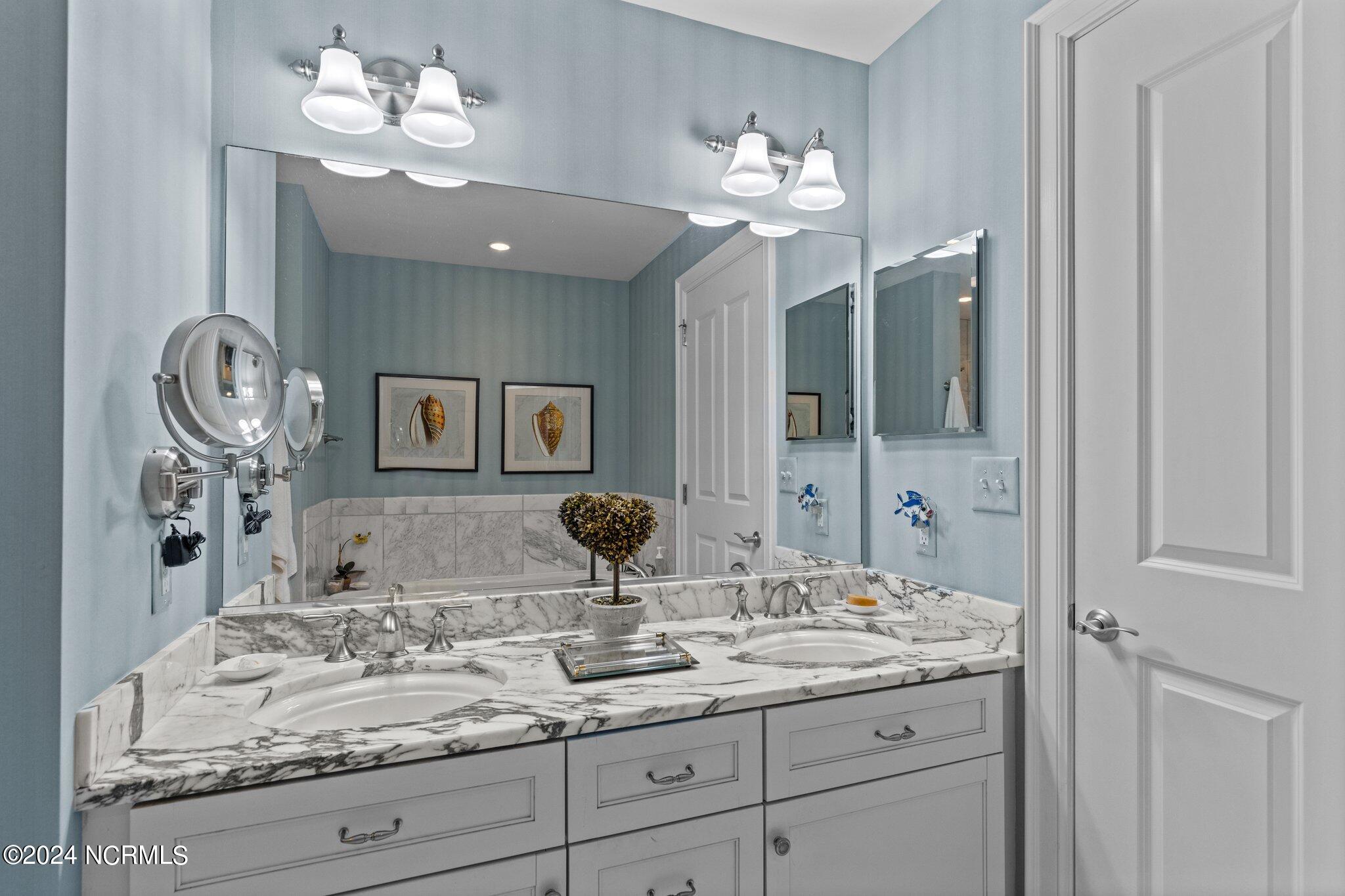 1435 Salter Path Road D4