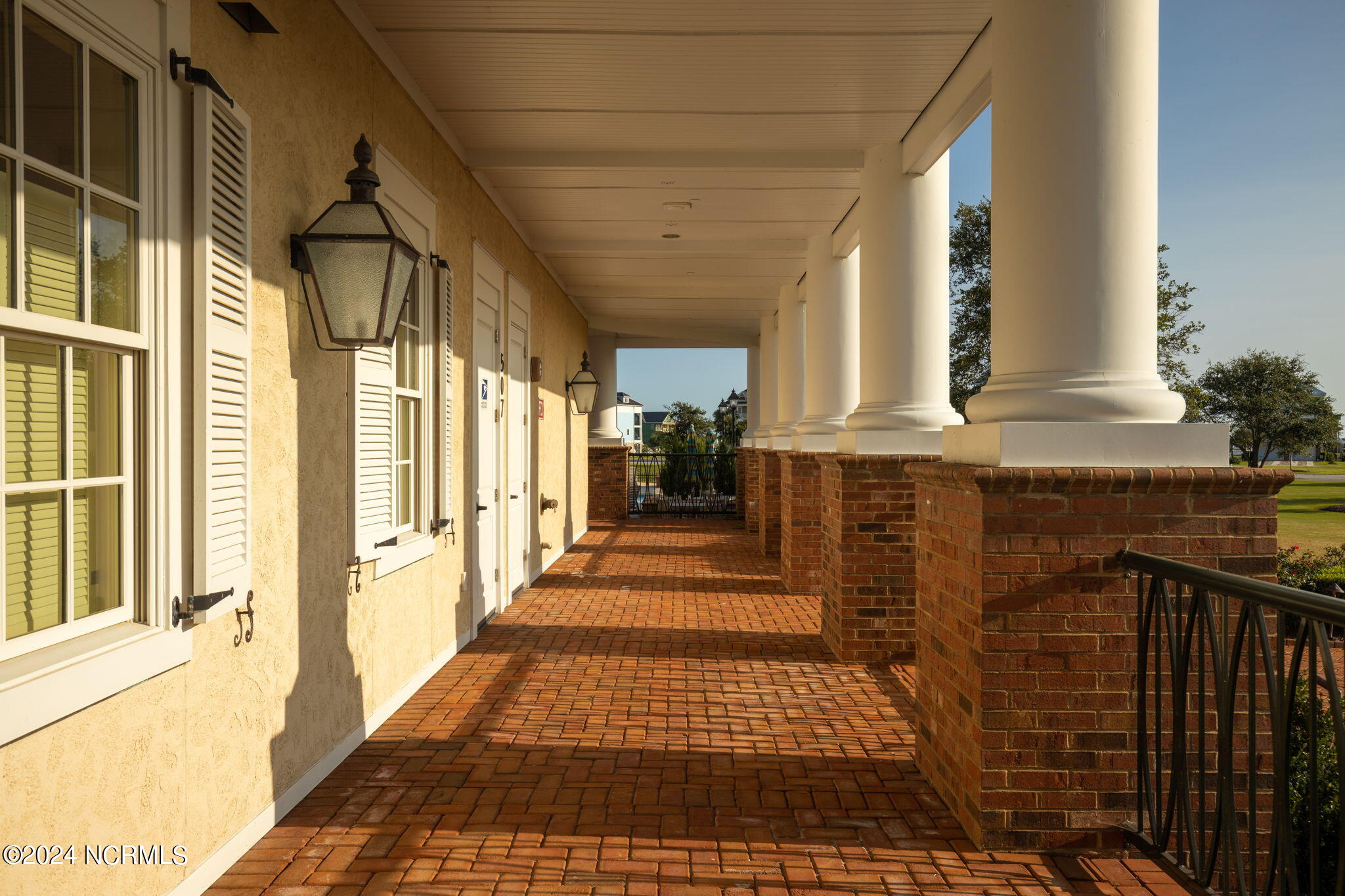 221 Cumberland Street