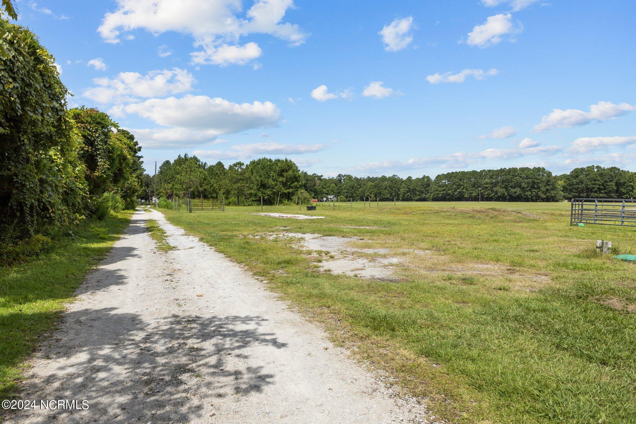 1571 Belgrade Swansboro Road