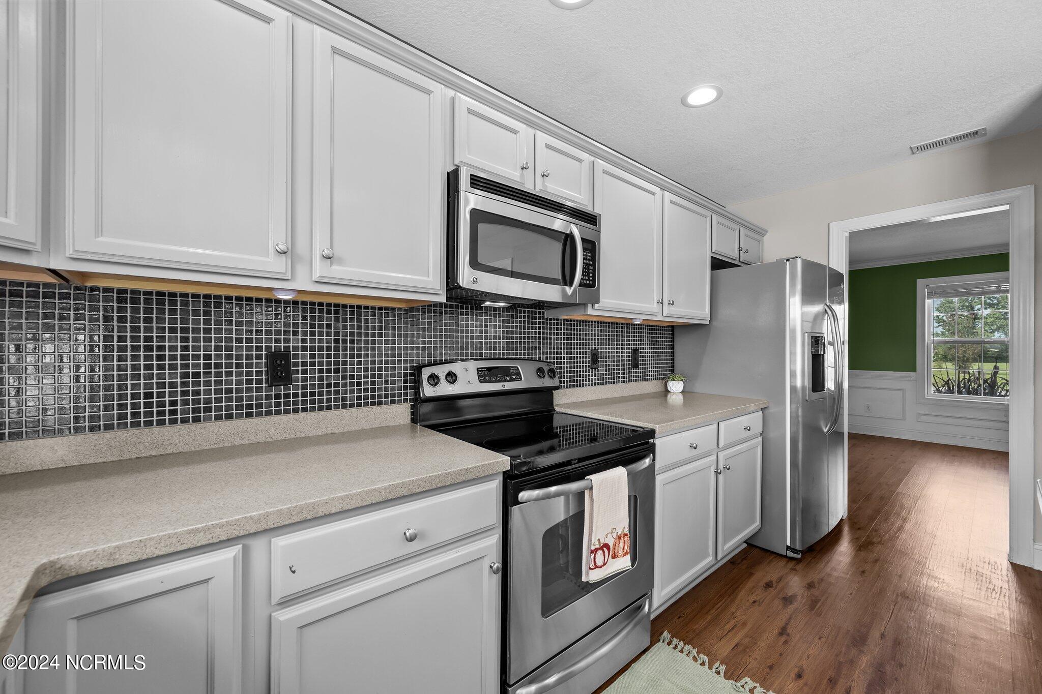 120 Farmington Drive