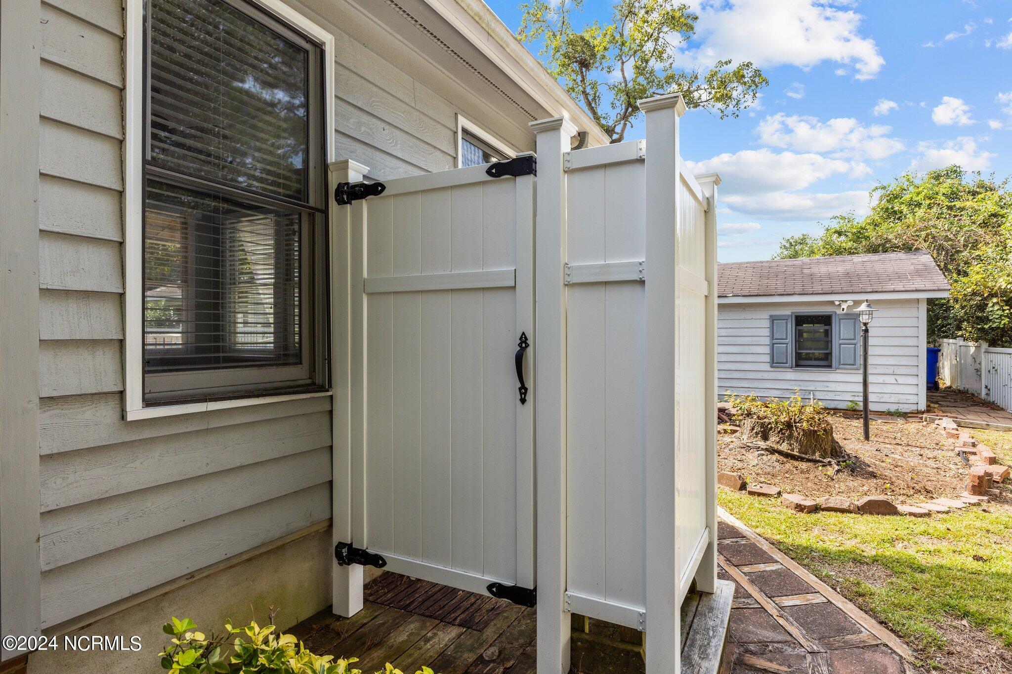 112 Starlight Drive