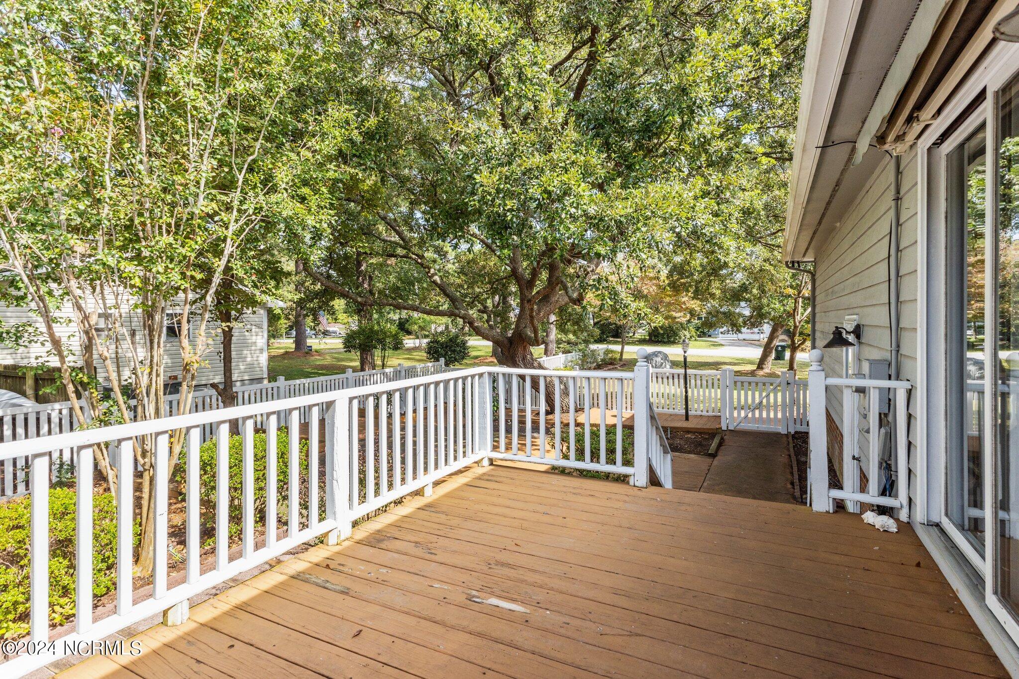 112 Starlight Drive