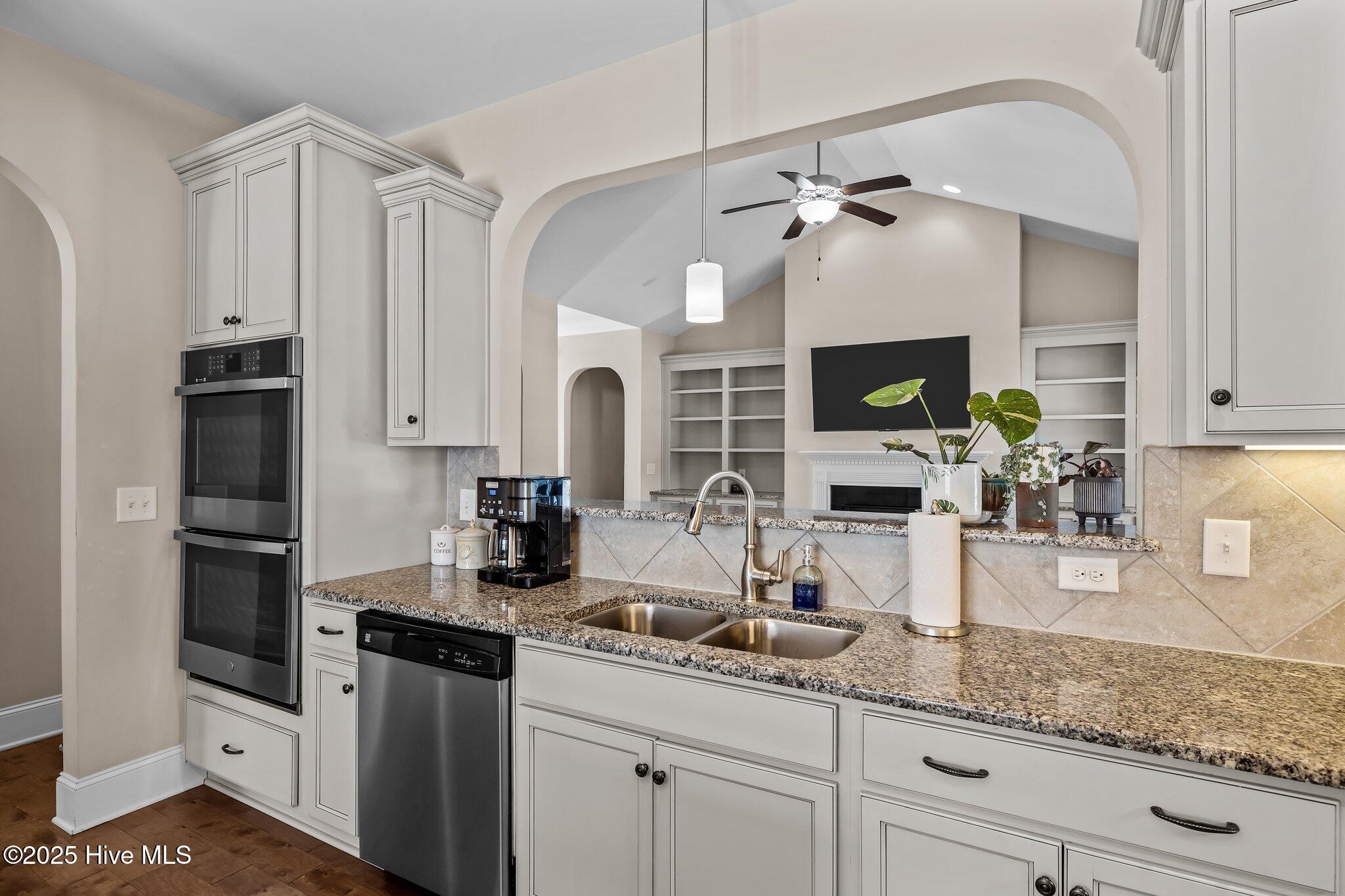 105 Bogue Harbor Court