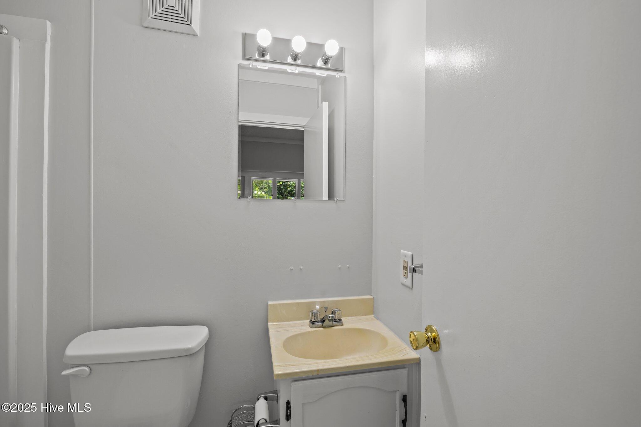 289 Salter Path Road 32