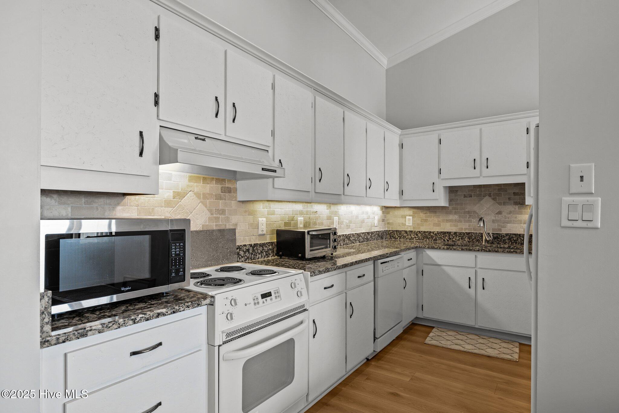 289 Salter Path Road 32