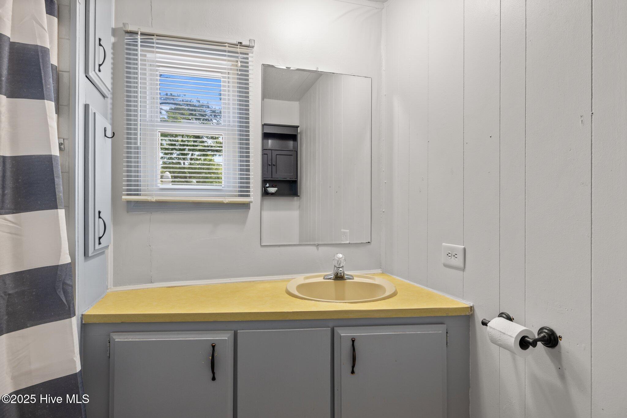 107 Bogue Sound Drive