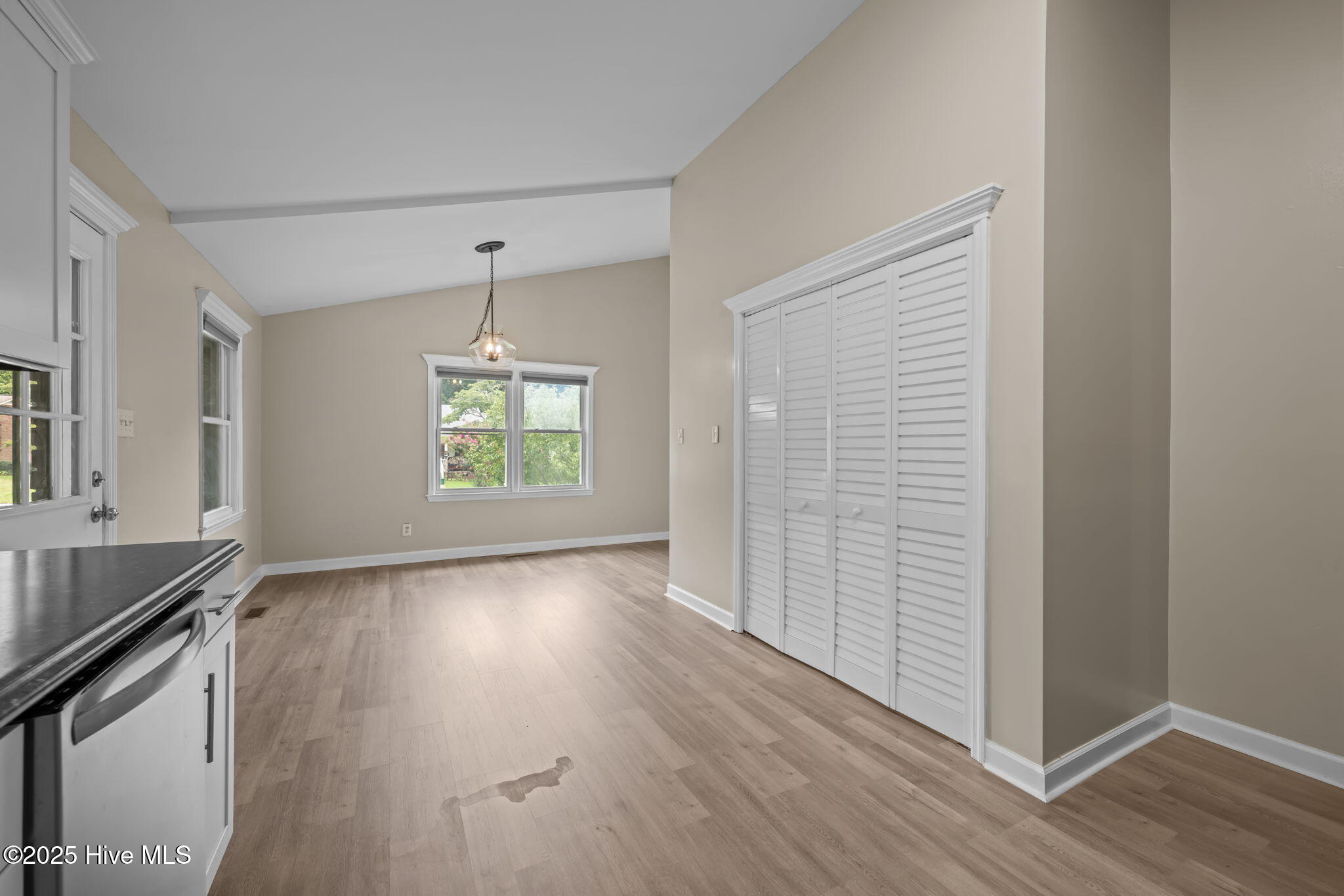 2703 Edgewood Street