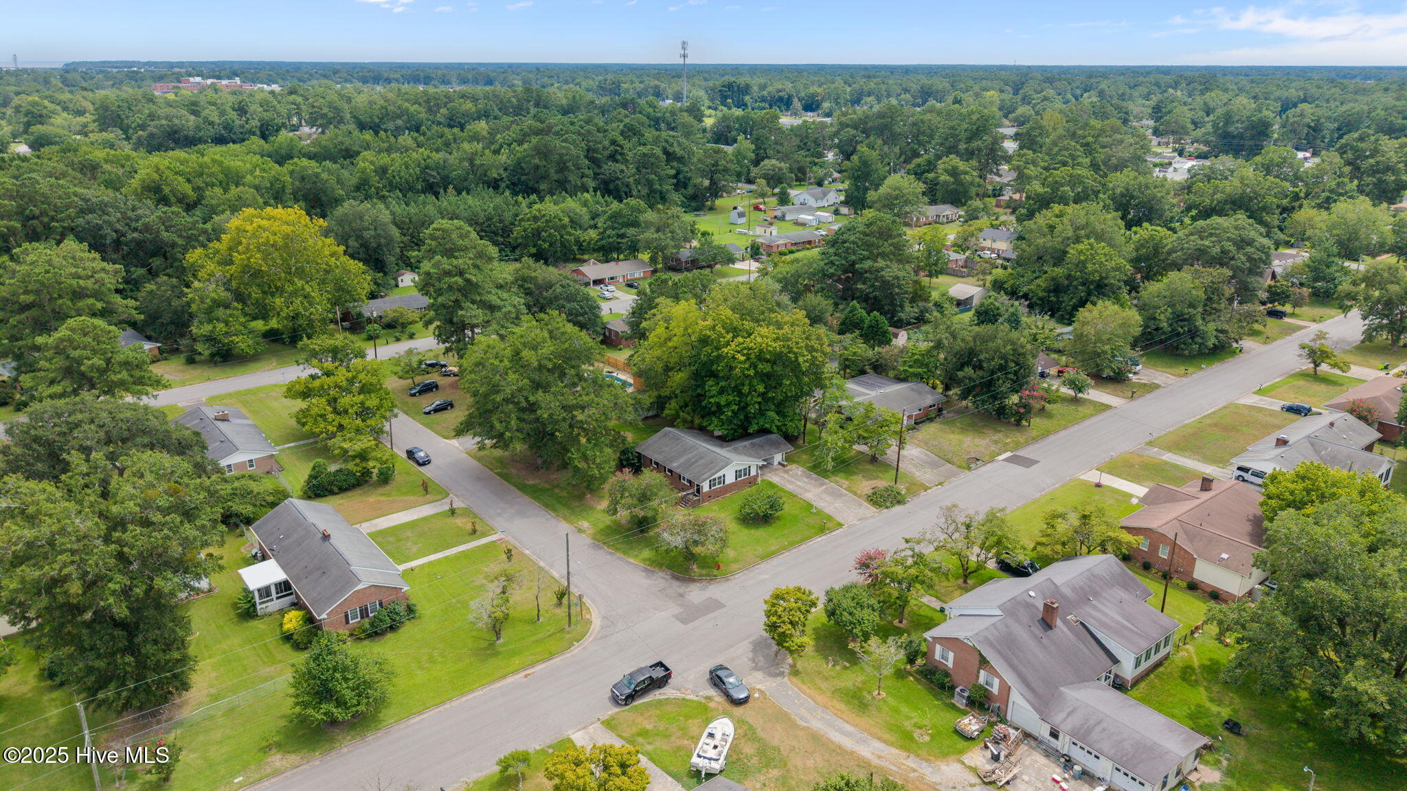 2703 Edgewood Street