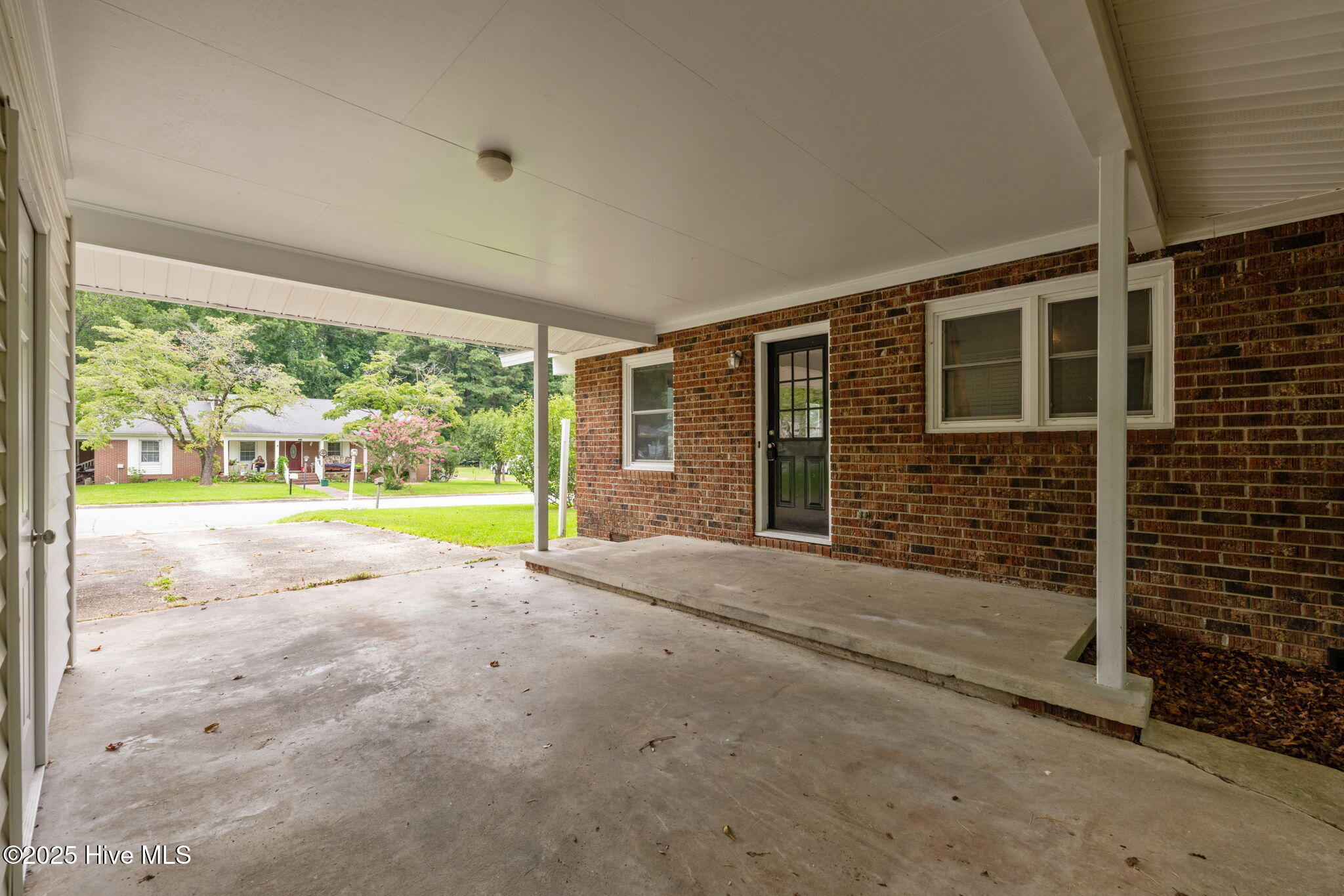 2703 Edgewood Street