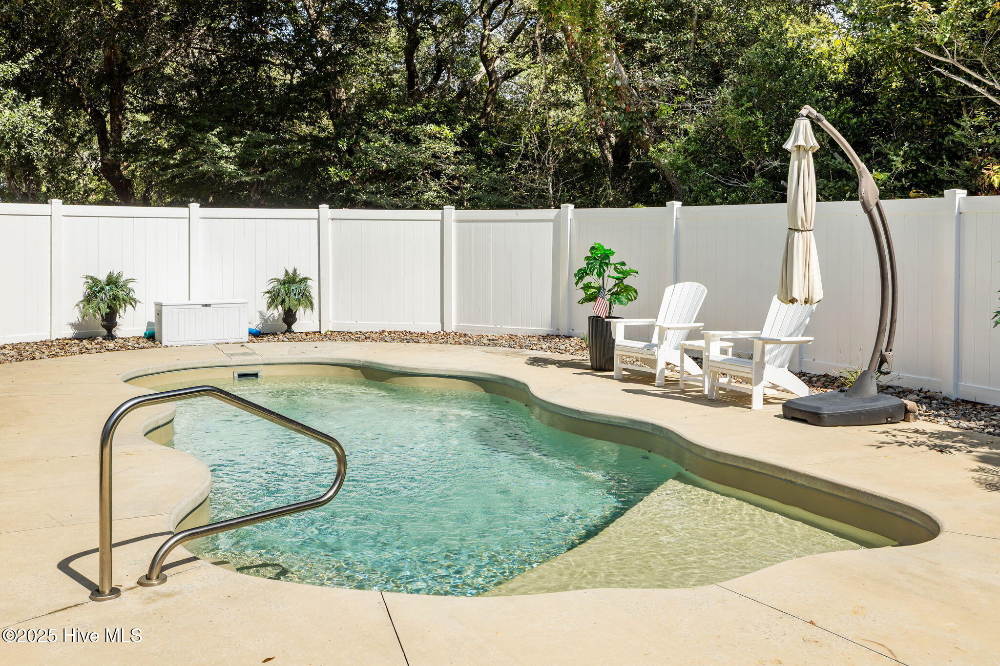 110 Periwinkle Drive