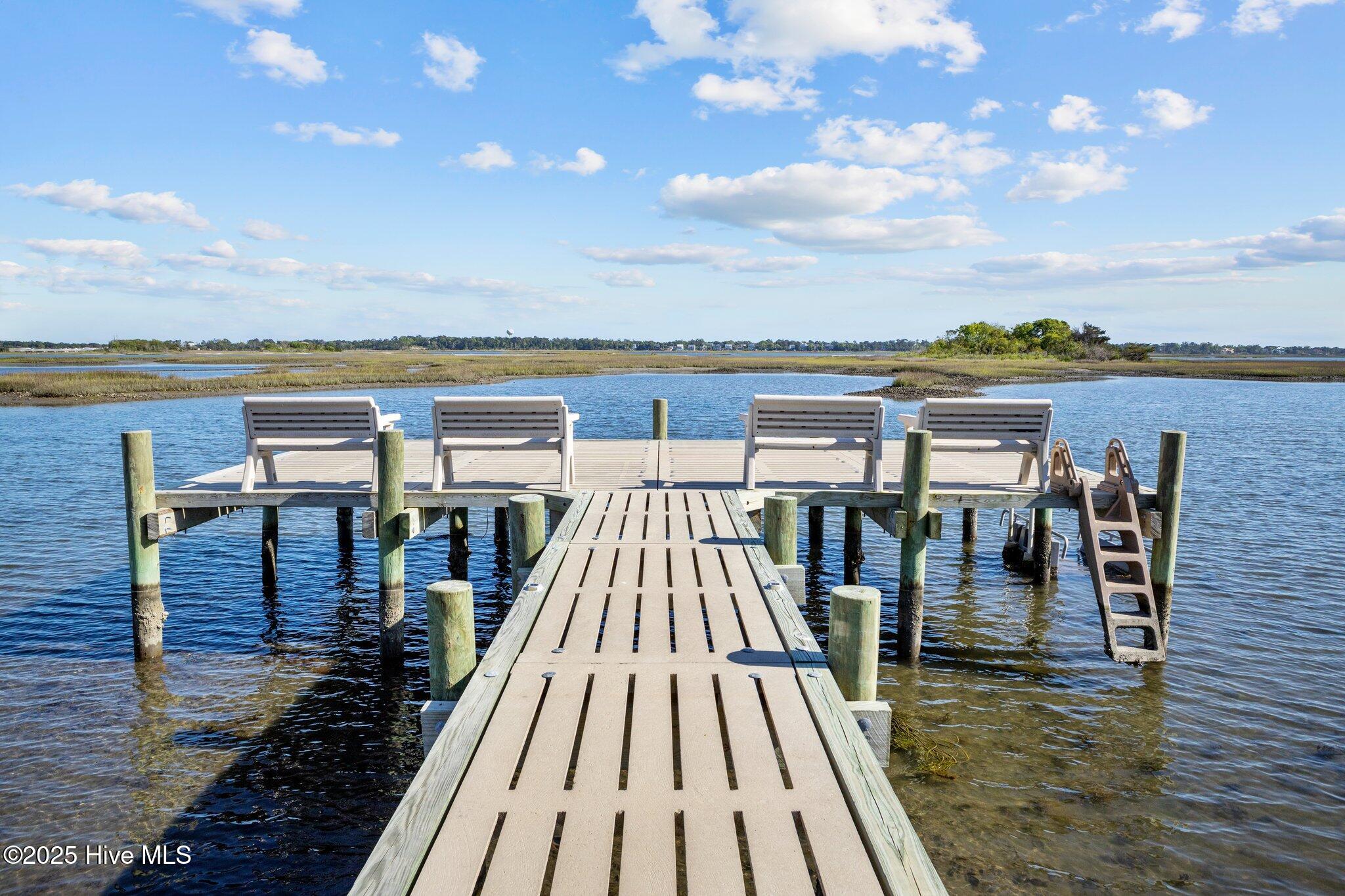 202 Royal Oaks Court