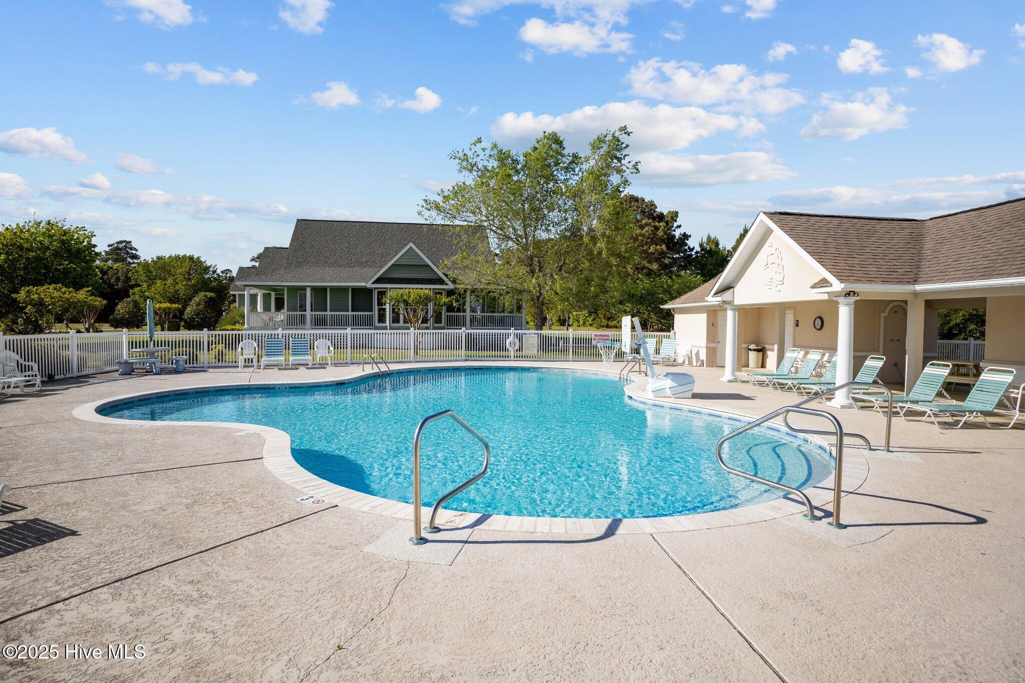 202 Royal Oaks Court