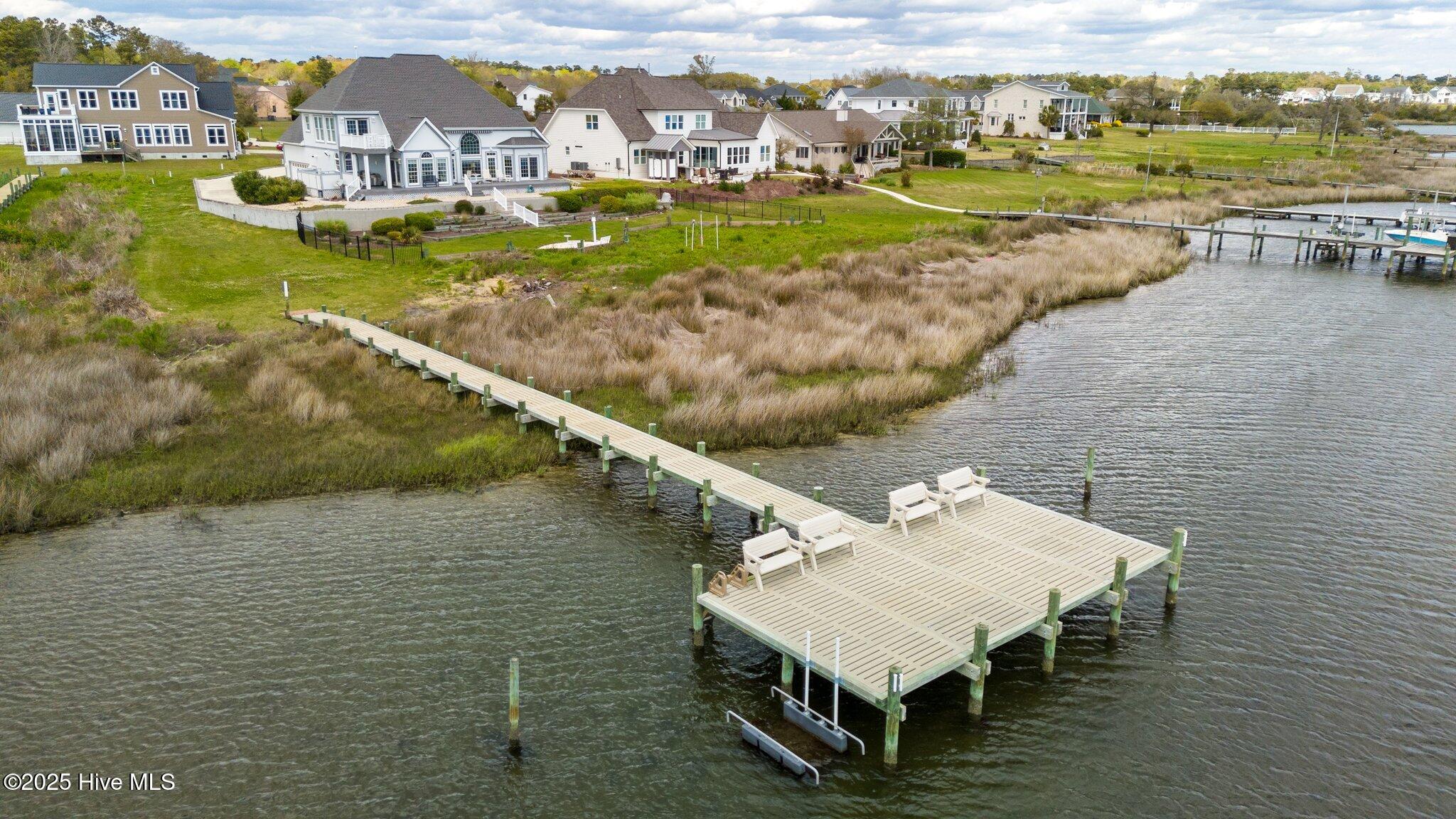 202 Royal Oaks Court