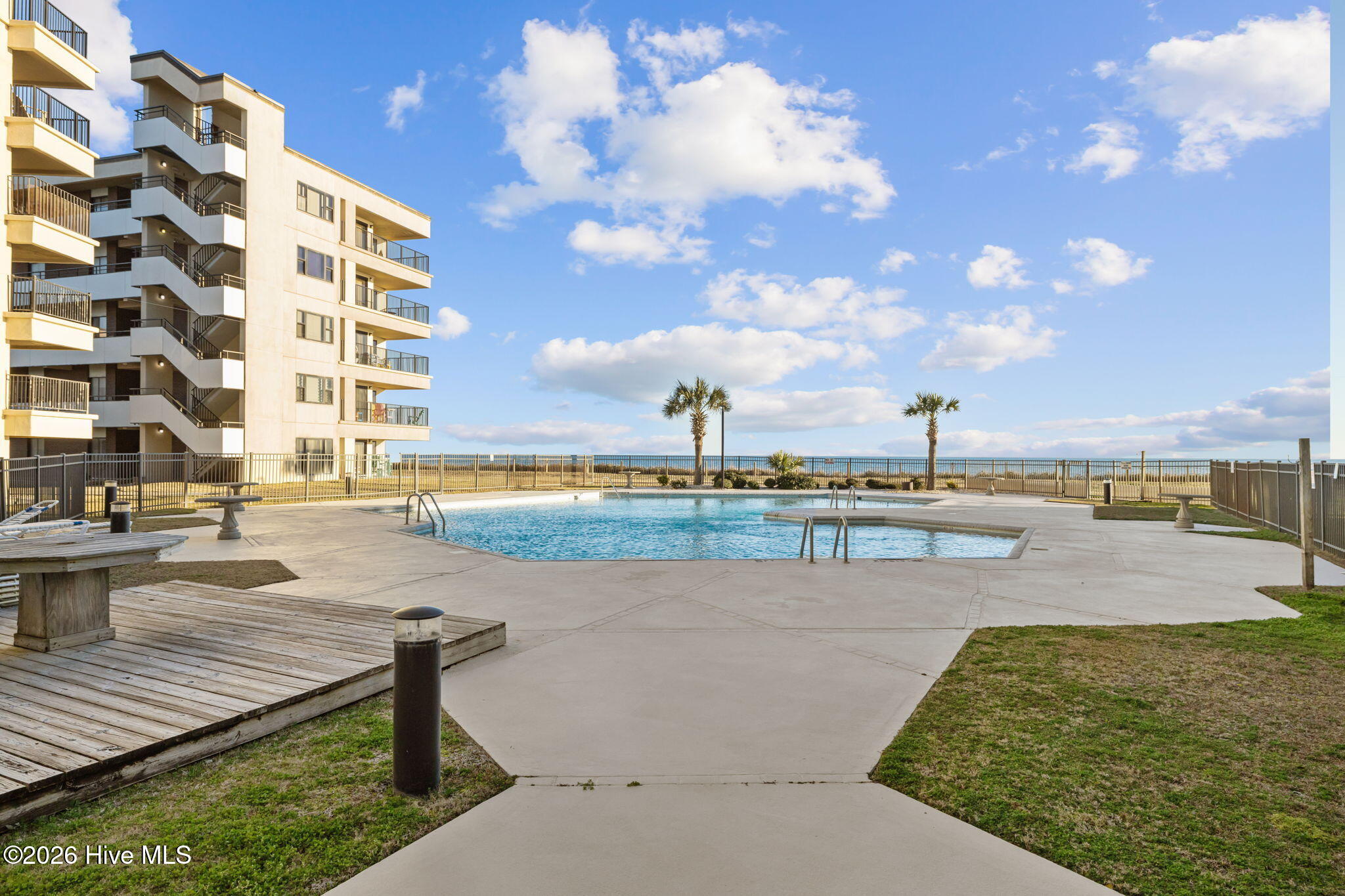 1505 Salter Path Road 136