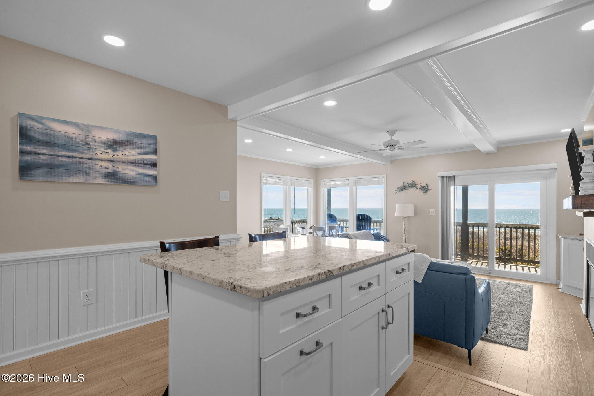 2517 Ocean Drive 9a1