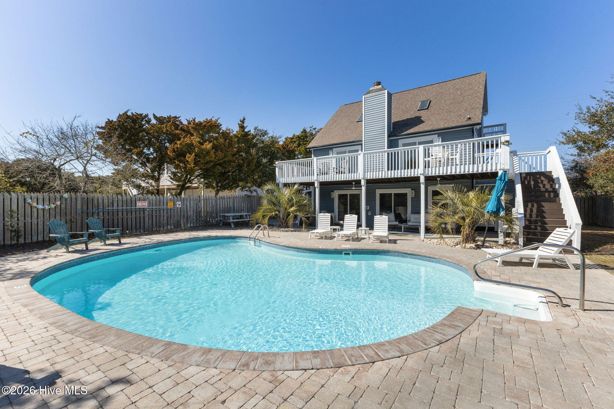 5423 Emerald Drive