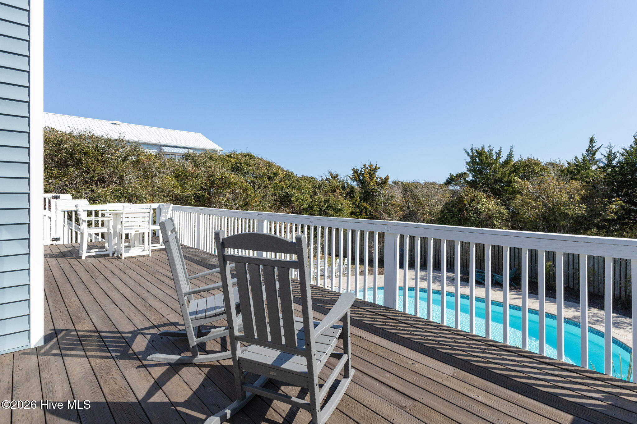 5423 Emerald Drive